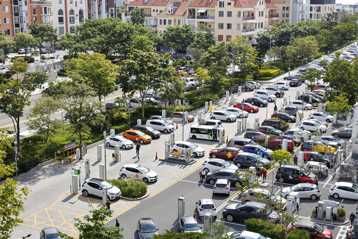 Coup de tonnerre sur le marché auto : l'électrique a-t-elle déjà perdu ?.jpg